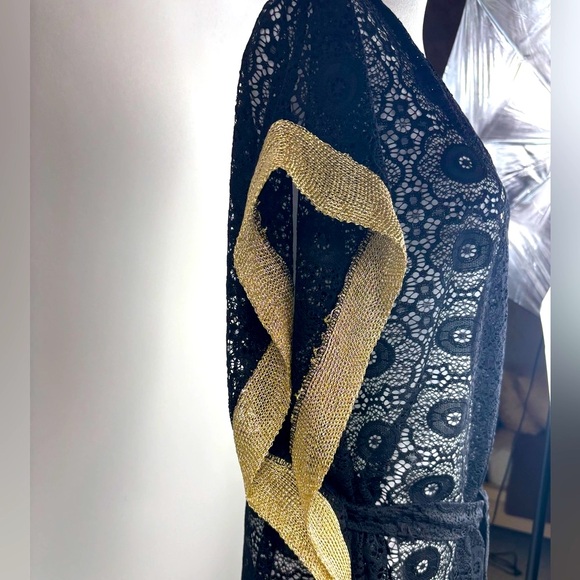 NWOT Black and Gold Kaftan Floral Crochet Swim Coverup with Belted Waist - Picture 4 of 10